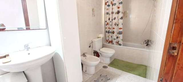 2 slaapkamer Flat te koop in Centro, Torrevieja - € 122.000 (Ref: 9401861)