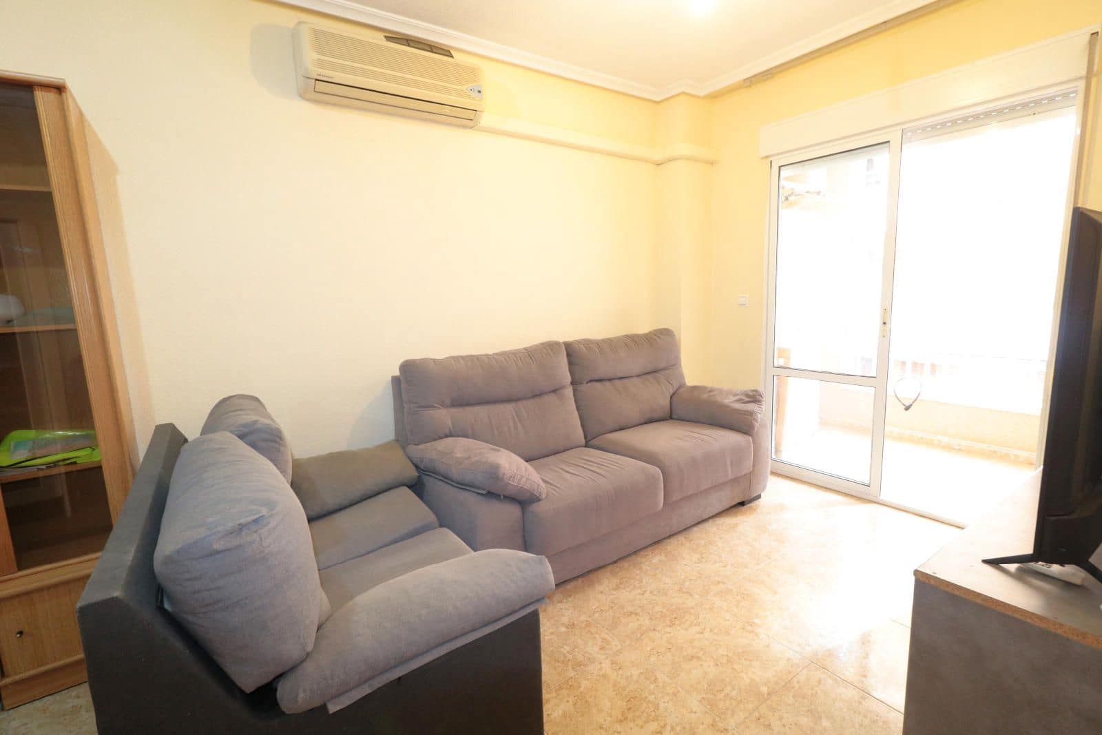 2 makuuhuone Asunto myytävänä paikassa Torrevieja - 124 000 € (Ref: 9401863)