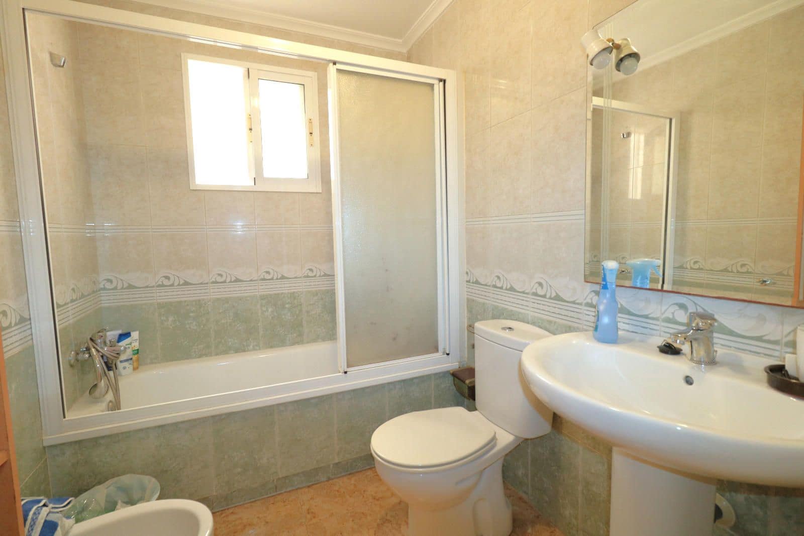 2 makuuhuone Asunto myytävänä paikassa Torrevieja - 124 000 € (Ref: 9401863)