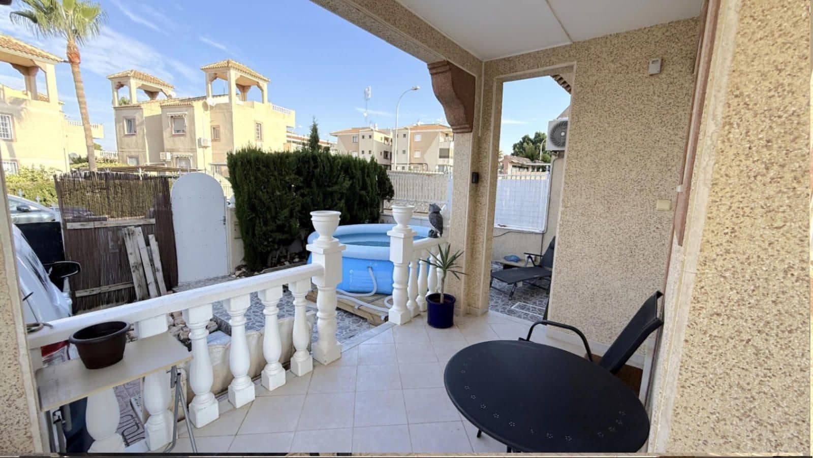 2 sovrum Villa till salu i Torrevieja med garage - 189 000 € (Ref: 9401868)