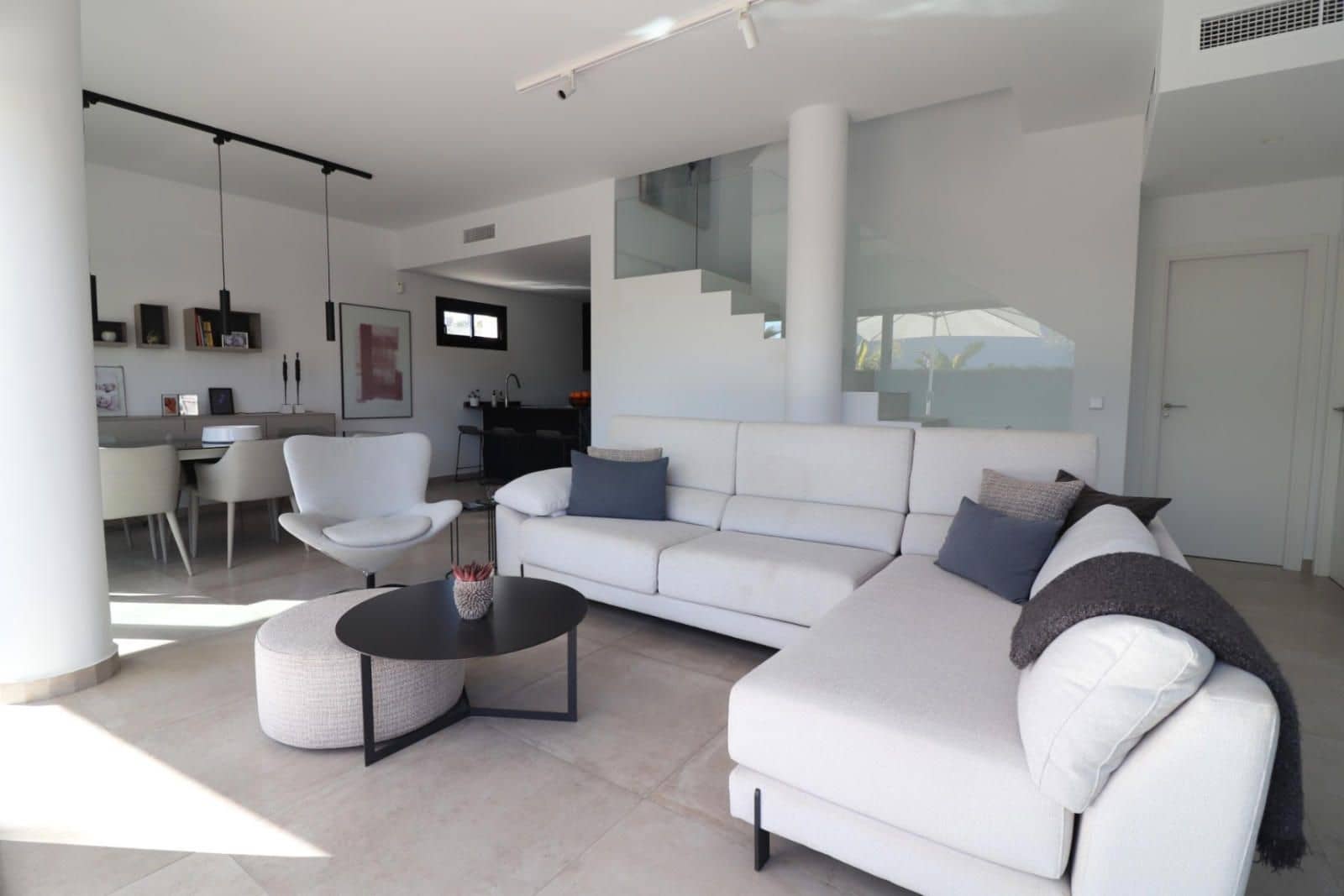3 Zimmer Villa zu verkaufen in Ciudad Quesada mit Pool Garage - 740.000 € (Ref: 9401870)