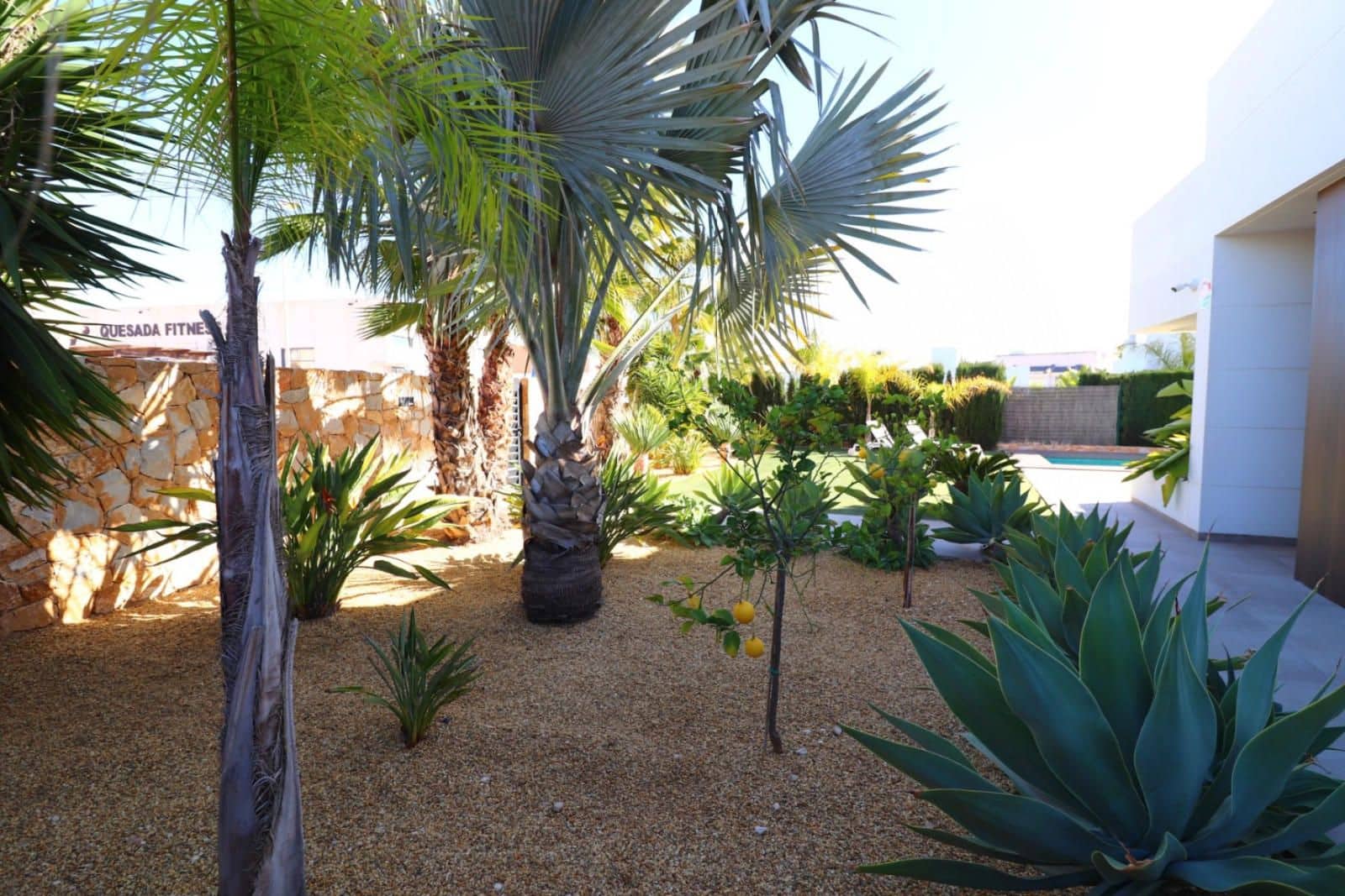 3 Zimmer Villa zu verkaufen in Ciudad Quesada mit Pool Garage - 740.000 € (Ref: 9401870)