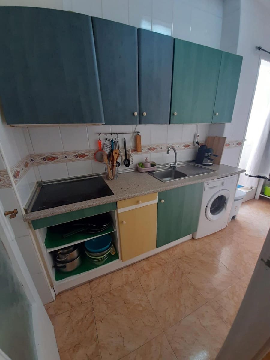 2 makuuhuone Asunto myytävänä paikassa Torrevieja mukana uima-altaan - 119 000 € (Ref: 9401872)