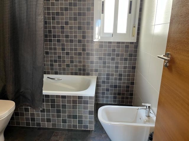 3 makuuhuone Asunto myytävänä paikassa Almoradí mukana 
autotalli - 160 000 € (Ref: 9401885)