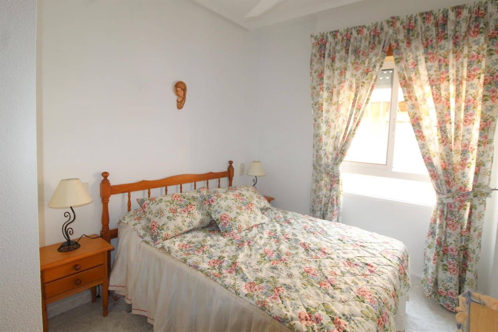 1 makuuhuone Asunto myytävänä paikassa Torrevieja mukana uima-altaan - 110 000 € (Ref: 9401888)