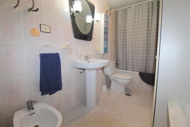 2 makuuhuone Asunto myytävänä paikassa Avenida Habaneras - Curva de Palangre, Torrevieja - 126 000 € (Ref: 9401889)