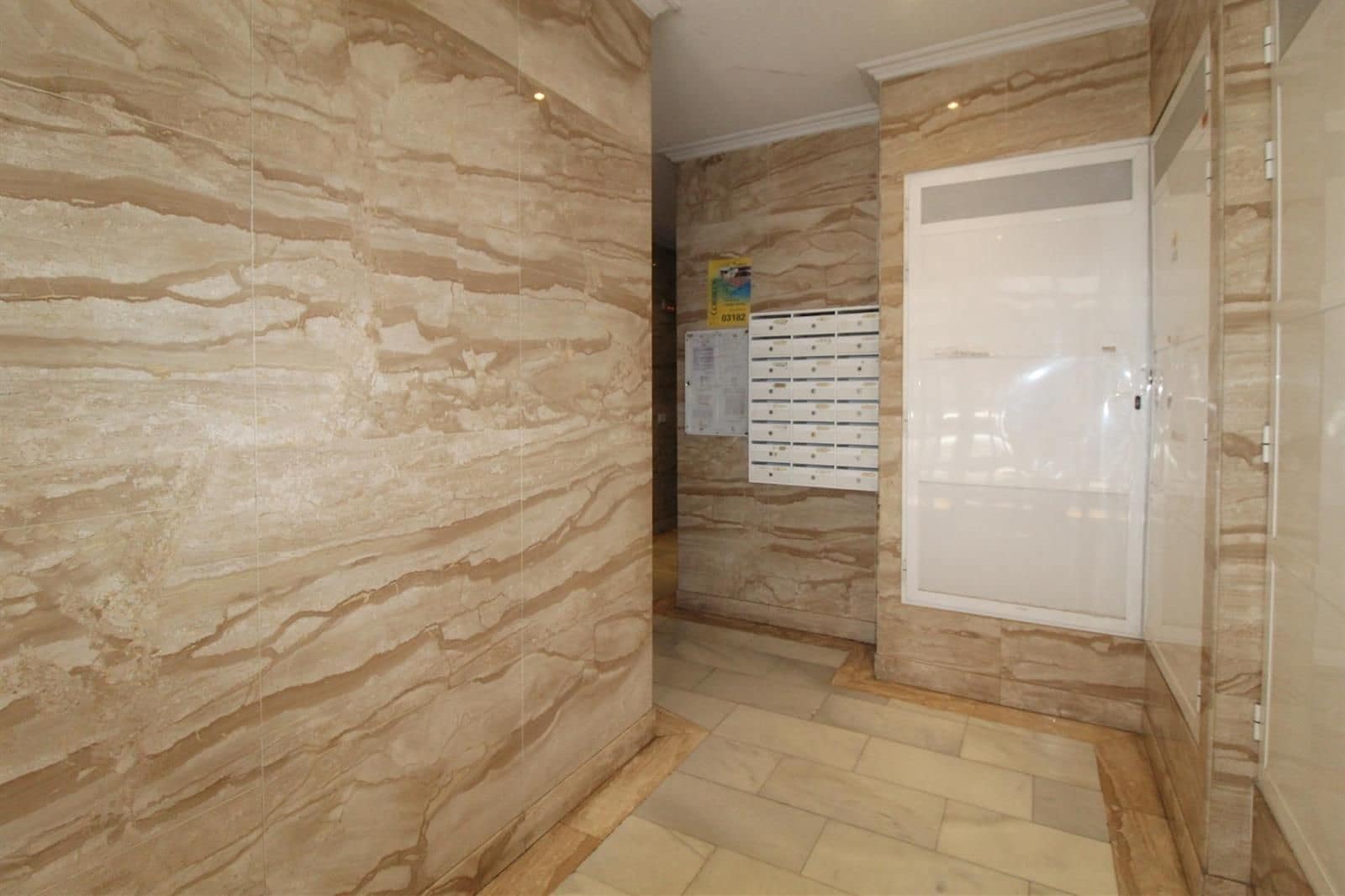 1 quarto Apartamento para venda em Torrevieja - 115 000 € (Ref: 9401890)