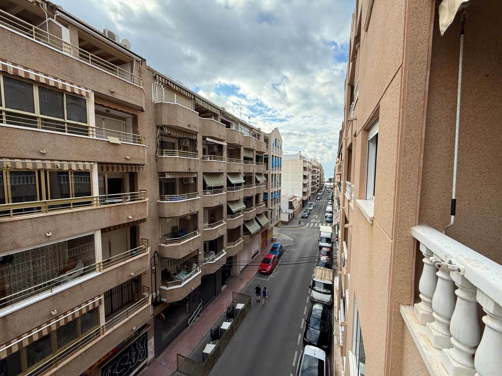 2 quarto Apartamento para venda em Torrevieja com piscina - 149 000 € (Ref: 9401892)