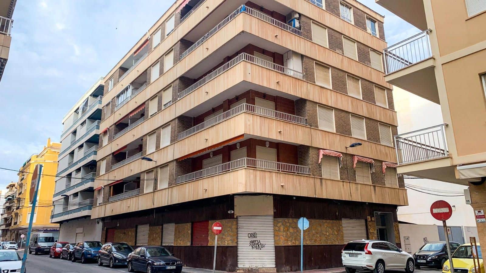 3 quarto Apartamento para venda em Torrevieja - 180 000 € (Ref: 9401896)