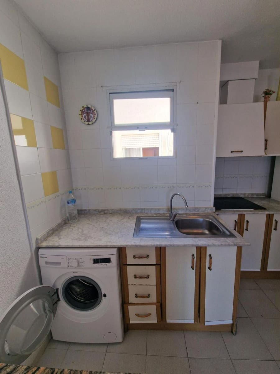 1 quarto Penthouse para venda em Torrevieja - 123 000 € (Ref: 9401898)