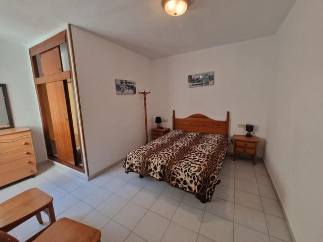 1 quarto Penthouse para venda em Las Piscinas Naturales, Torrevieja - 123 000 € (Ref: 9401898)