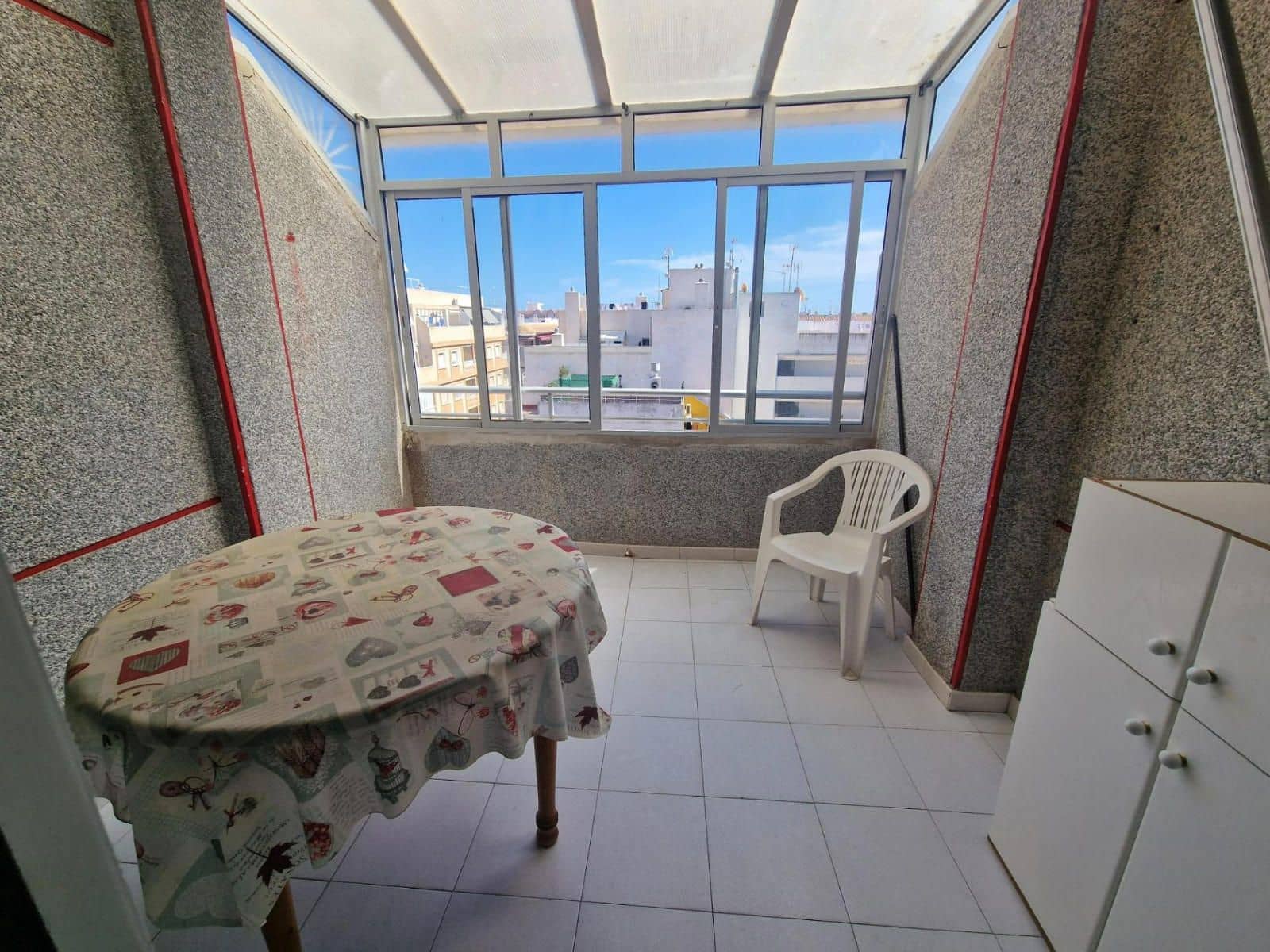 1 quarto Penthouse para venda em Torrevieja - 123 000 € (Ref: 9401898)