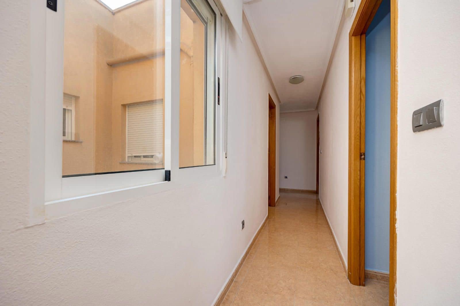 3 bedroom Flat for sale in Jacarilla with pool - € 129,000 (Ref: 9401901)