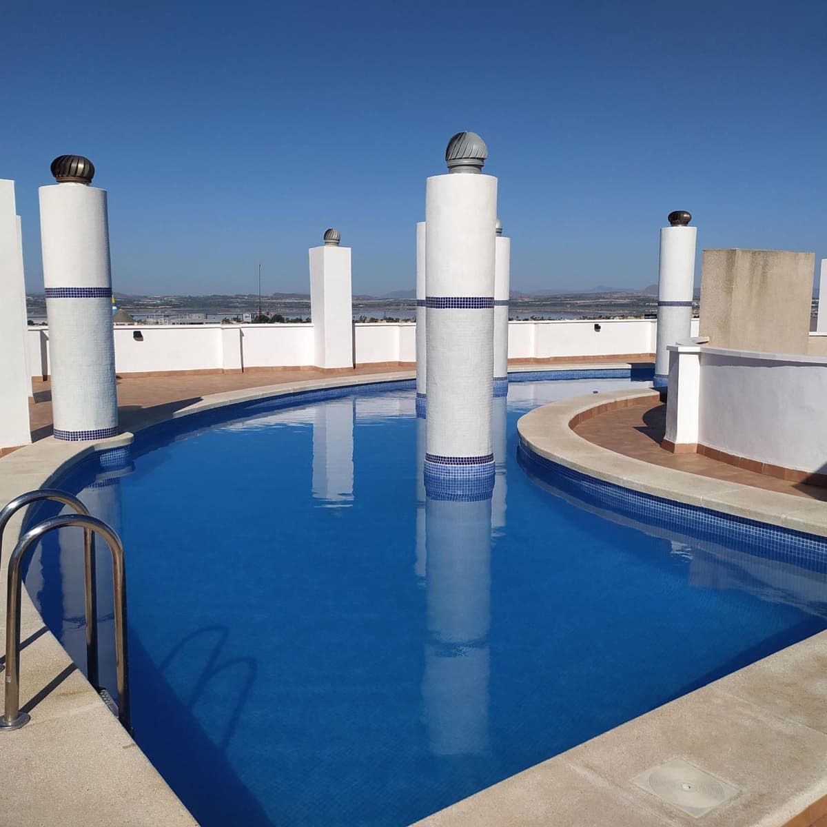 2 chambre Appartement à vendre à Torrevieja avec piscine garage - 159 000 € (Ref: 9401902)