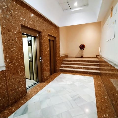 2 chambre Appartement à vendre à Parque Acuático - Sector 25, Torrevieja avec piscine garage - 159 000 € (Ref: 9401902)