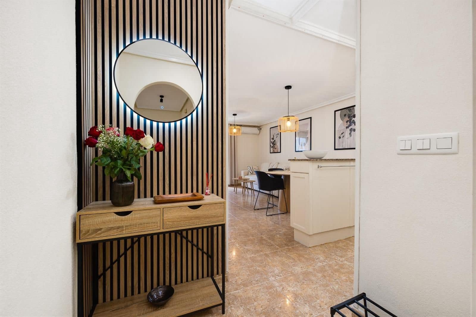 Piso de 1 habitación en Torrevieja en venta con piscina - 138.000 € (Ref: 9401906)