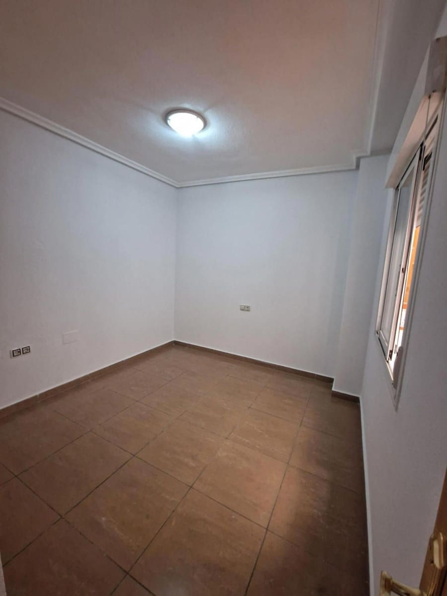 2 Zimmer Wohnung zu verkaufen in Torrevieja mit Pool - 159.900 € (Ref: 9401908)