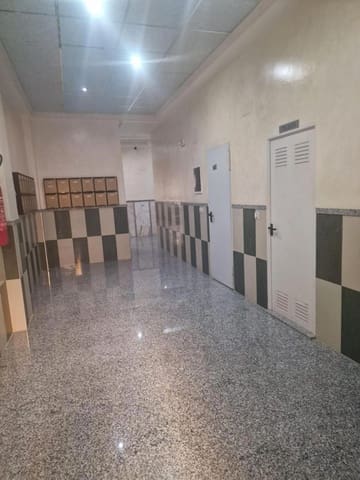 2 Zimmer Wohnung zu verkaufen in Las Piscinas Naturales, Torrevieja mit Pool - 159.900 € (Ref: 9401908)