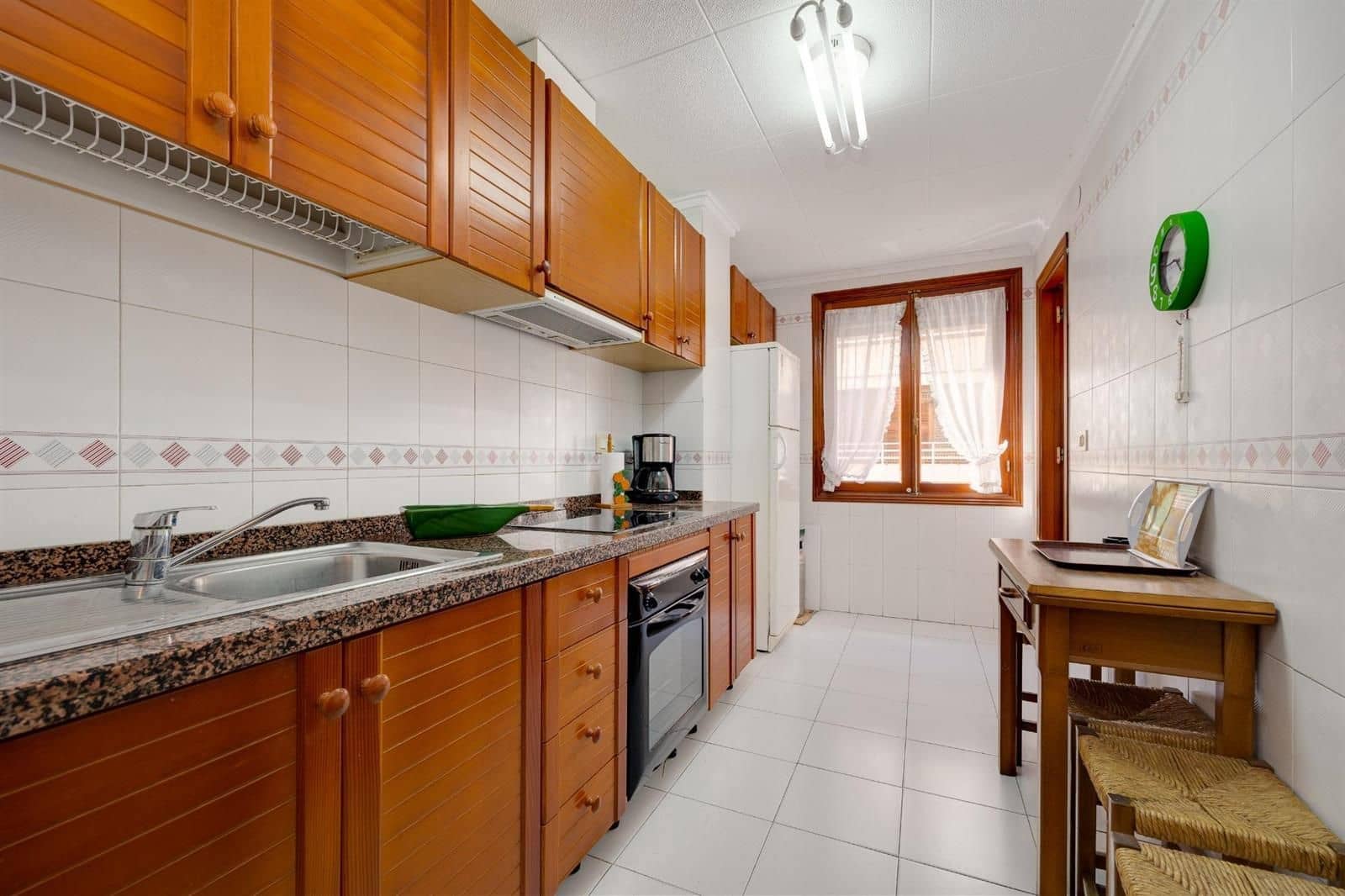 3 makuuhuone Asunto myytävänä paikassa Torrevieja - 161 900 € (Ref: 9401911)