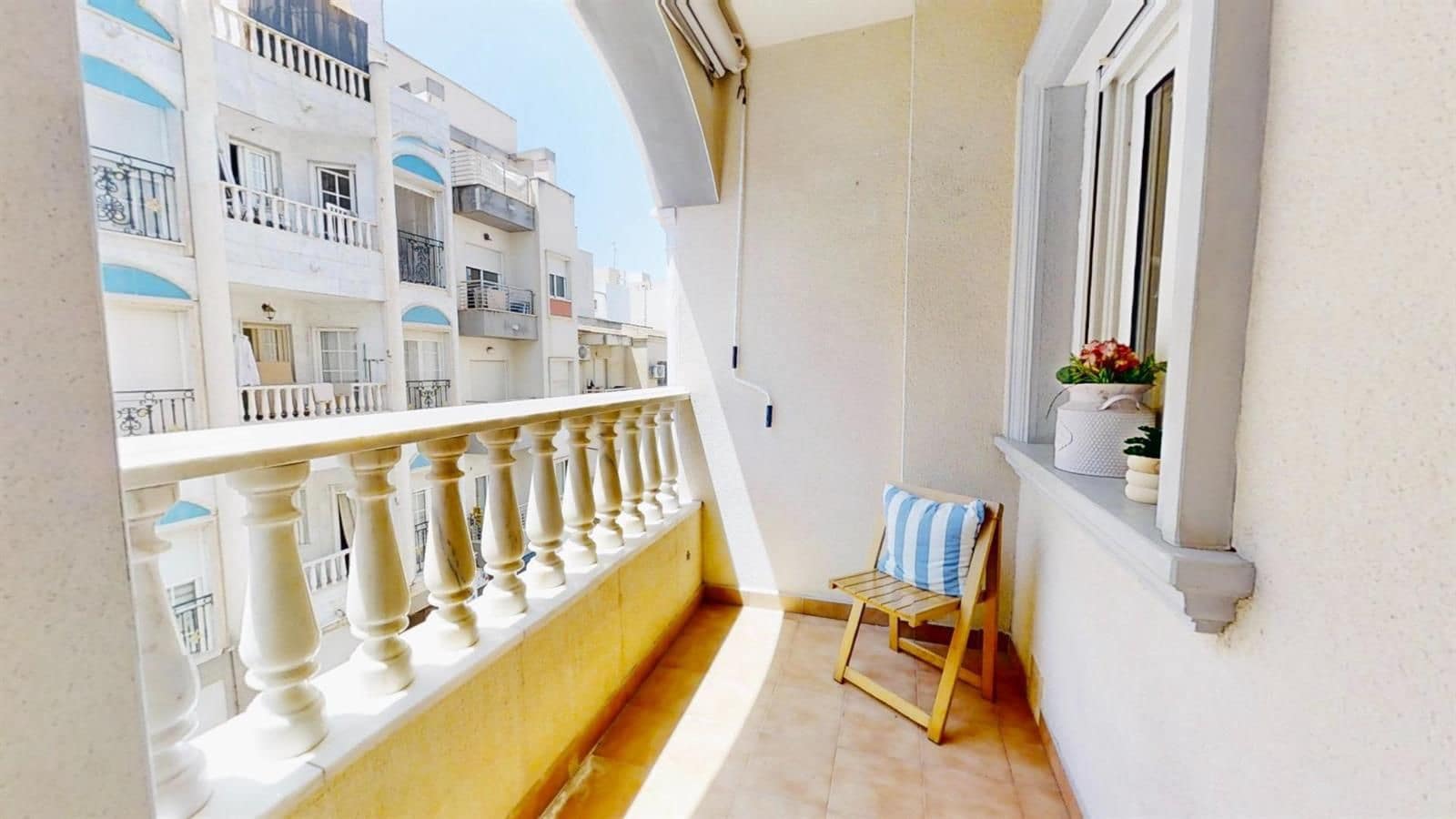 3 sovrum Lägenhet till salu i Torrevieja - 169 000 € (Ref: 9401916)