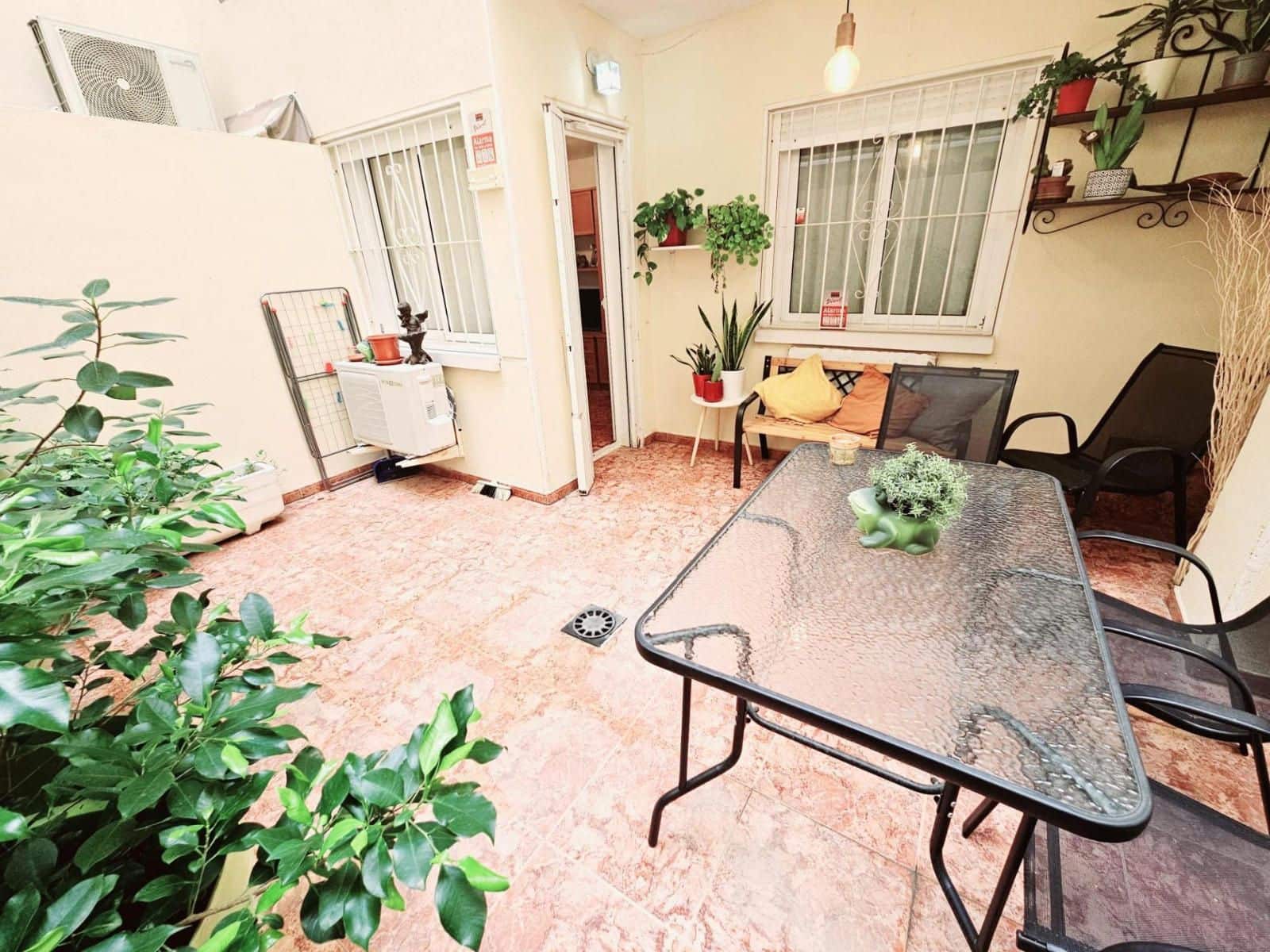 1 makuuhuone Asunto myytävänä paikassa Torrevieja - 97 900 € (Ref: 9401918)