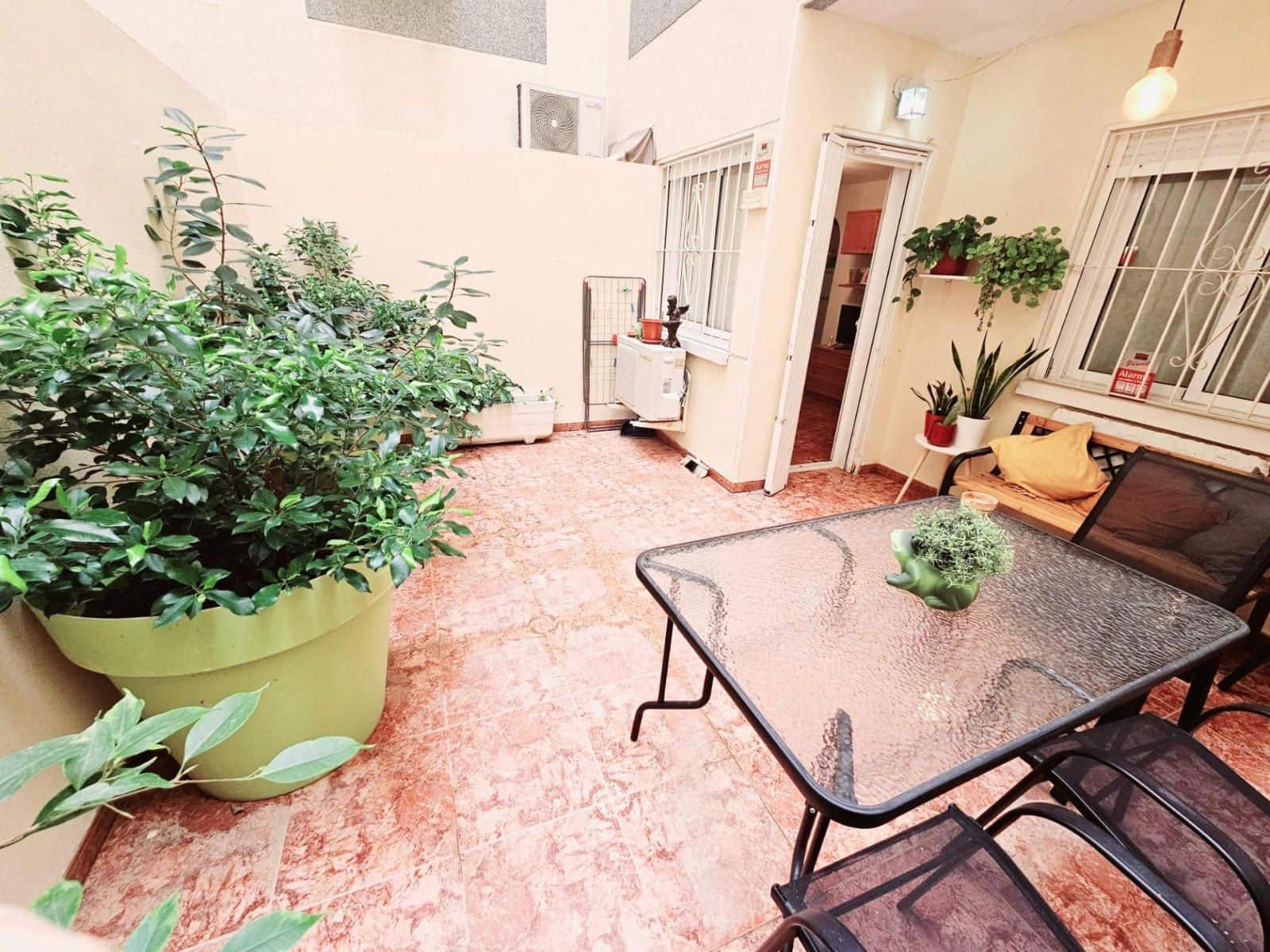 1 makuuhuone Asunto myytävänä paikassa Torrevieja - 97 900 € (Ref: 9401918)