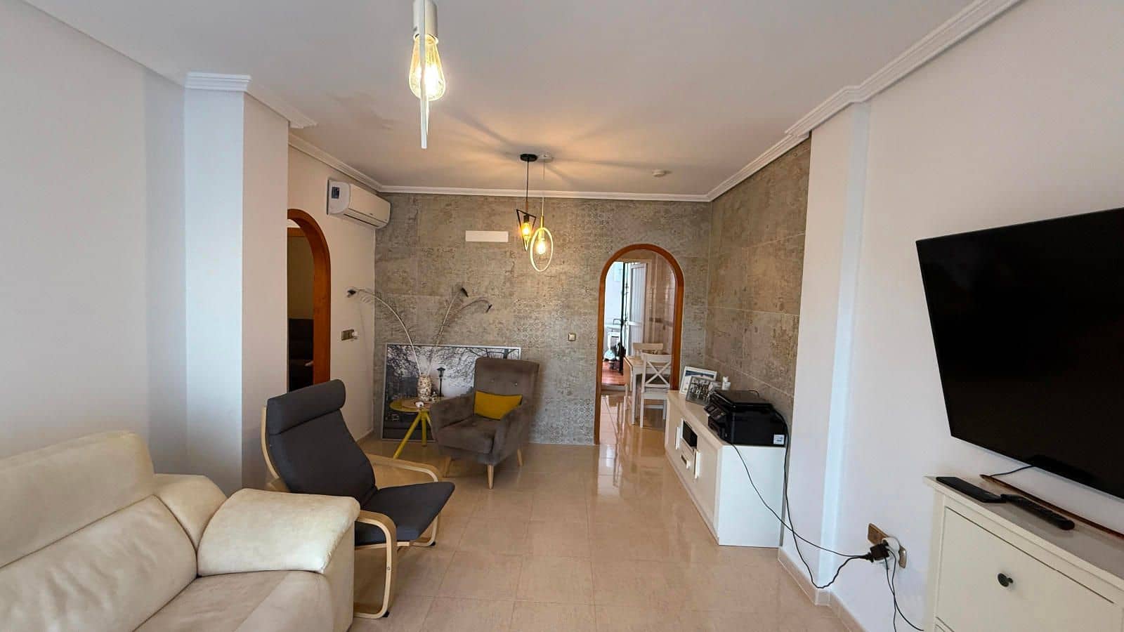 2 makuuhuone Asunto myytävänä paikassa Orihuela Costa mukana uima-altaan - 159 000 € (Ref: 9401920)