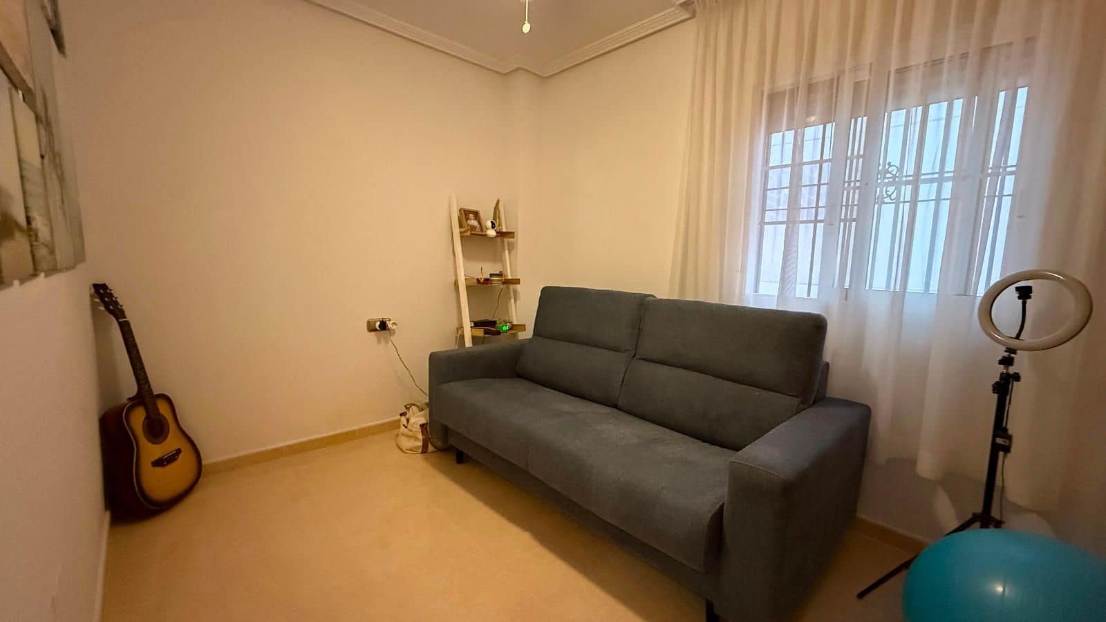 2 makuuhuone Asunto myytävänä paikassa Orihuela Costa mukana uima-altaan - 159 000 € (Ref: 9401920)