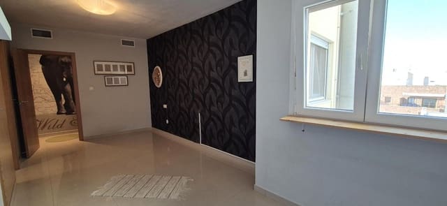 2 slaapkamer Penthouse te koop in Centro - Muelle Pesquero, Torrevieja met garage - € 187.900 (Ref: 9401925)