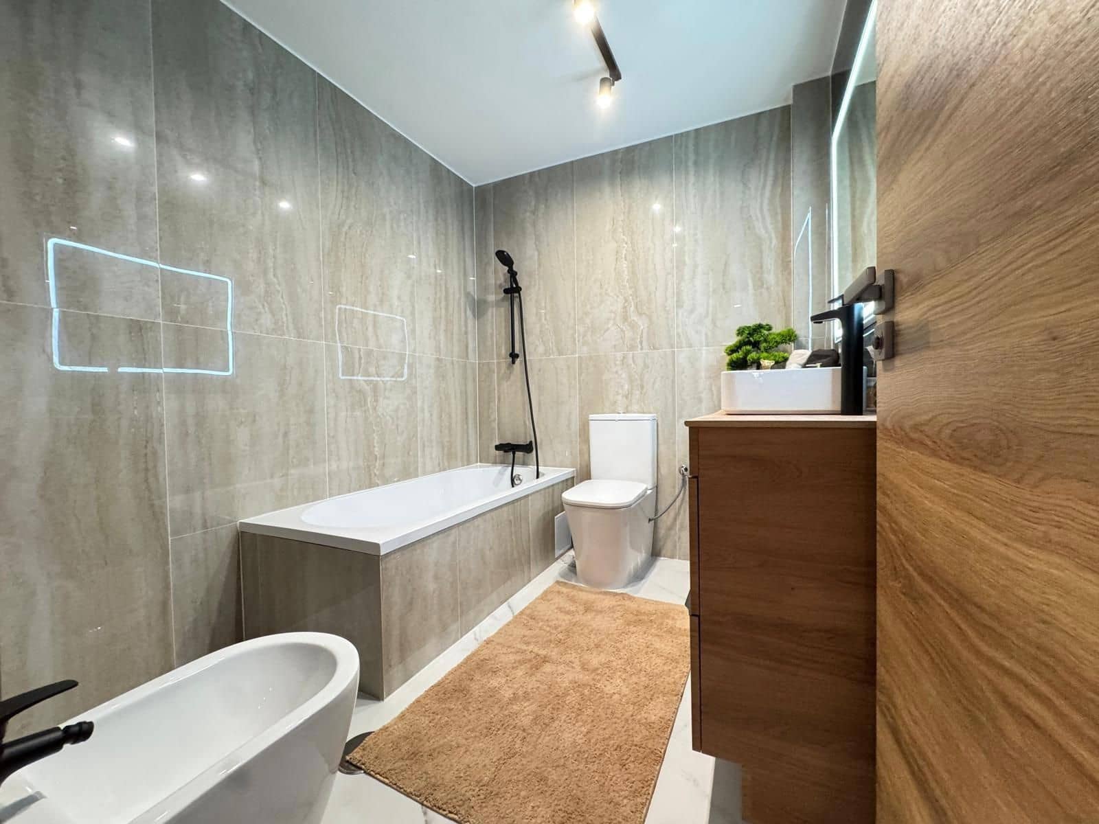 3 sovrum Lägenhet till salu i Torrevieja - 239 000 € (Ref: 9401927)