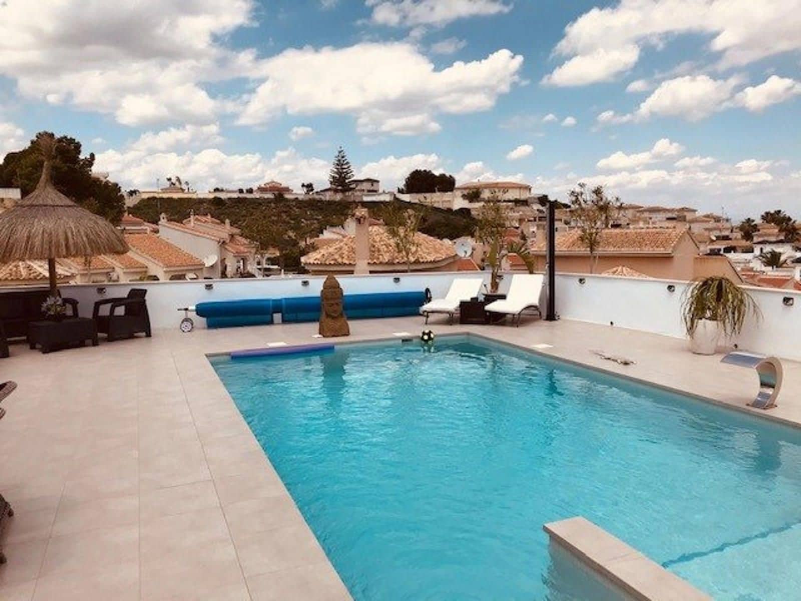 Chalet de 6 habitaciones en Ciudad Quesada en venta con piscina garaje - 684.999 € (Ref: 9401931)