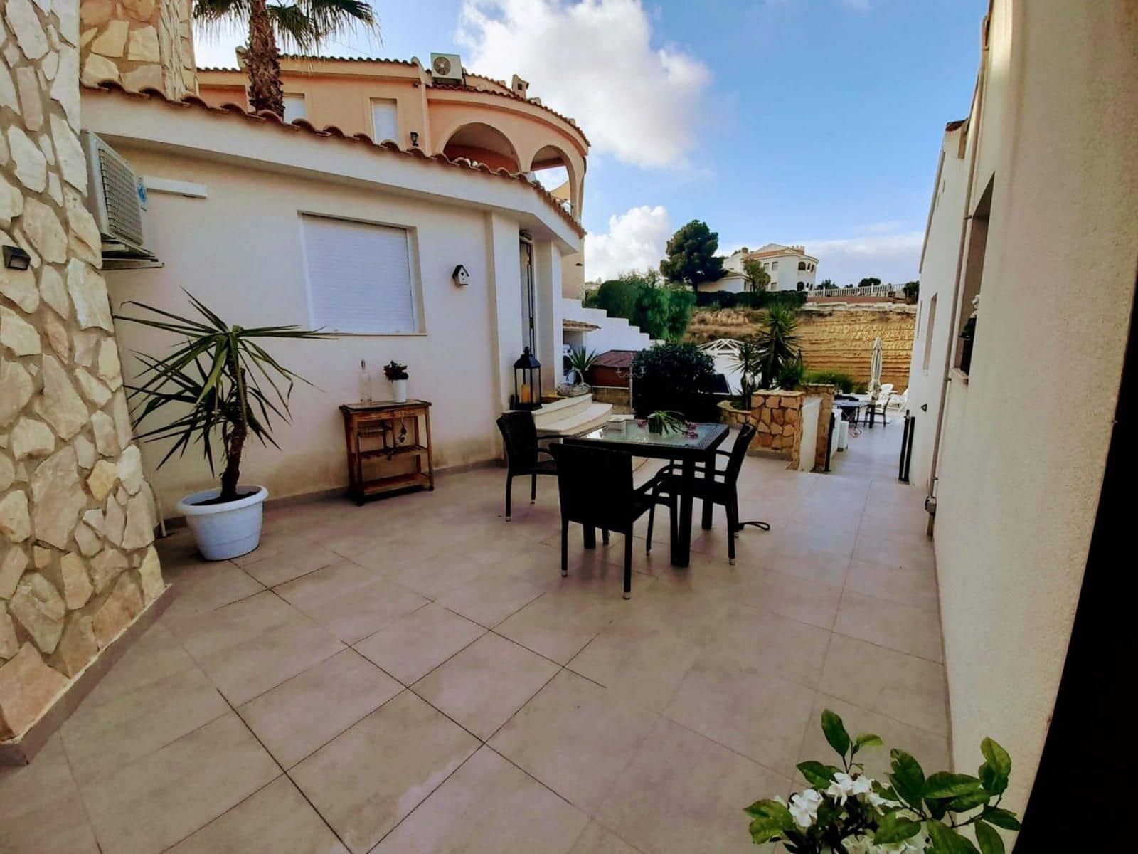 Chalet de 6 habitaciones en Ciudad Quesada en venta con piscina garaje - 684.999 € (Ref: 9401931)