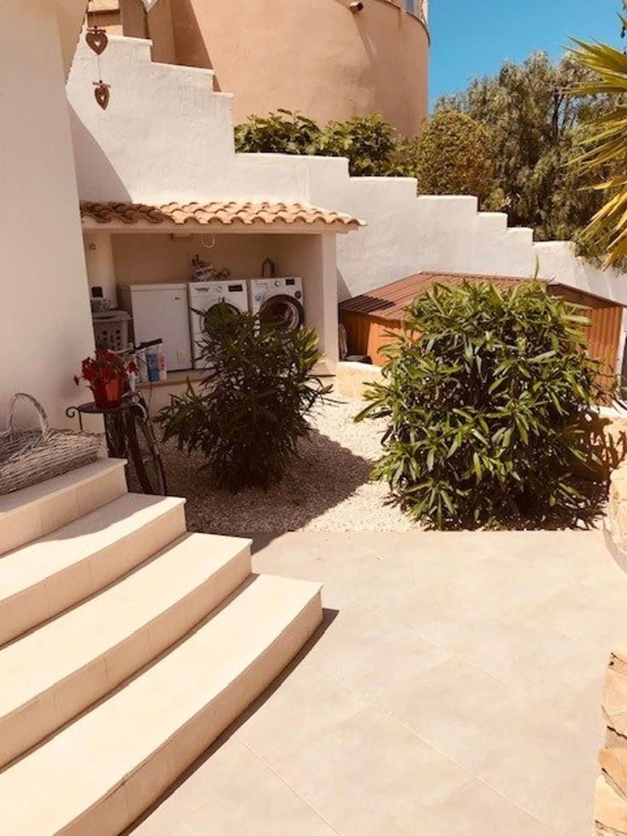 Chalet de 6 habitaciones en Ciudad Quesada en venta con piscina garaje - 684.999 € (Ref: 9401931)