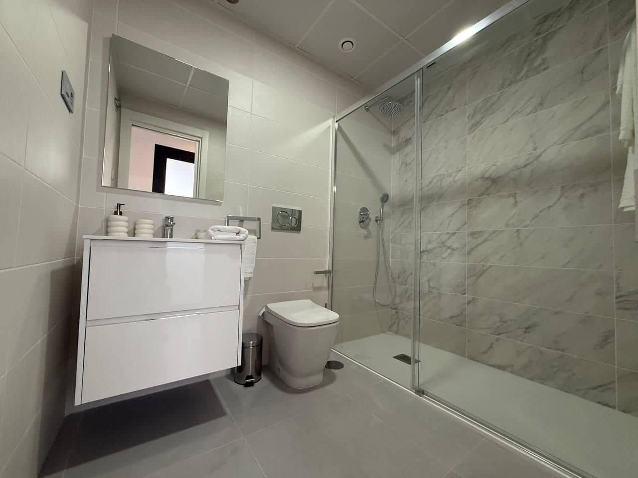 3 chambre Appartement à vendre à Benidorm avec piscine garage - 405 000 € (Ref: 9401932)