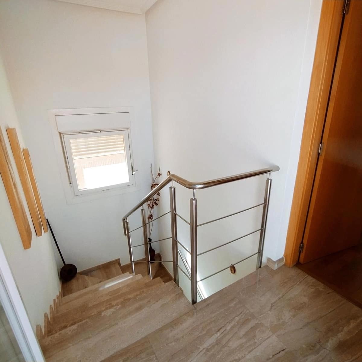 3 makuuhuone Huvila myytävänä paikassa Ciudad Quesada mukana uima-altaan 
autotalli - 299 000 € (Ref: 9401933)