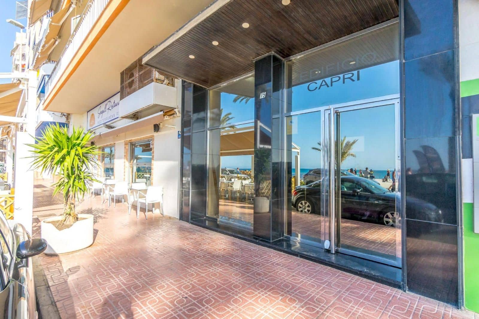 4 chambre Appartement à vendre à Torrevieja - 379 000 € (Ref: 9402460)