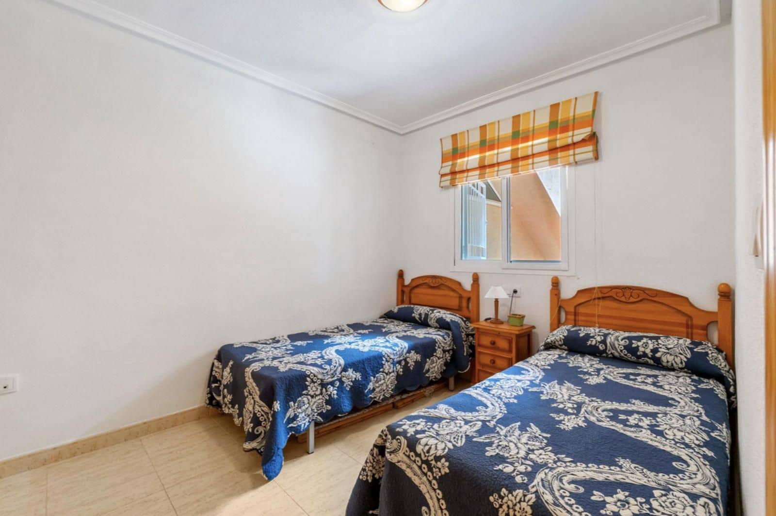 2 sovrum Villa till salu i Playa Flamenca med pool - 195 000 € (Ref: 9402705)