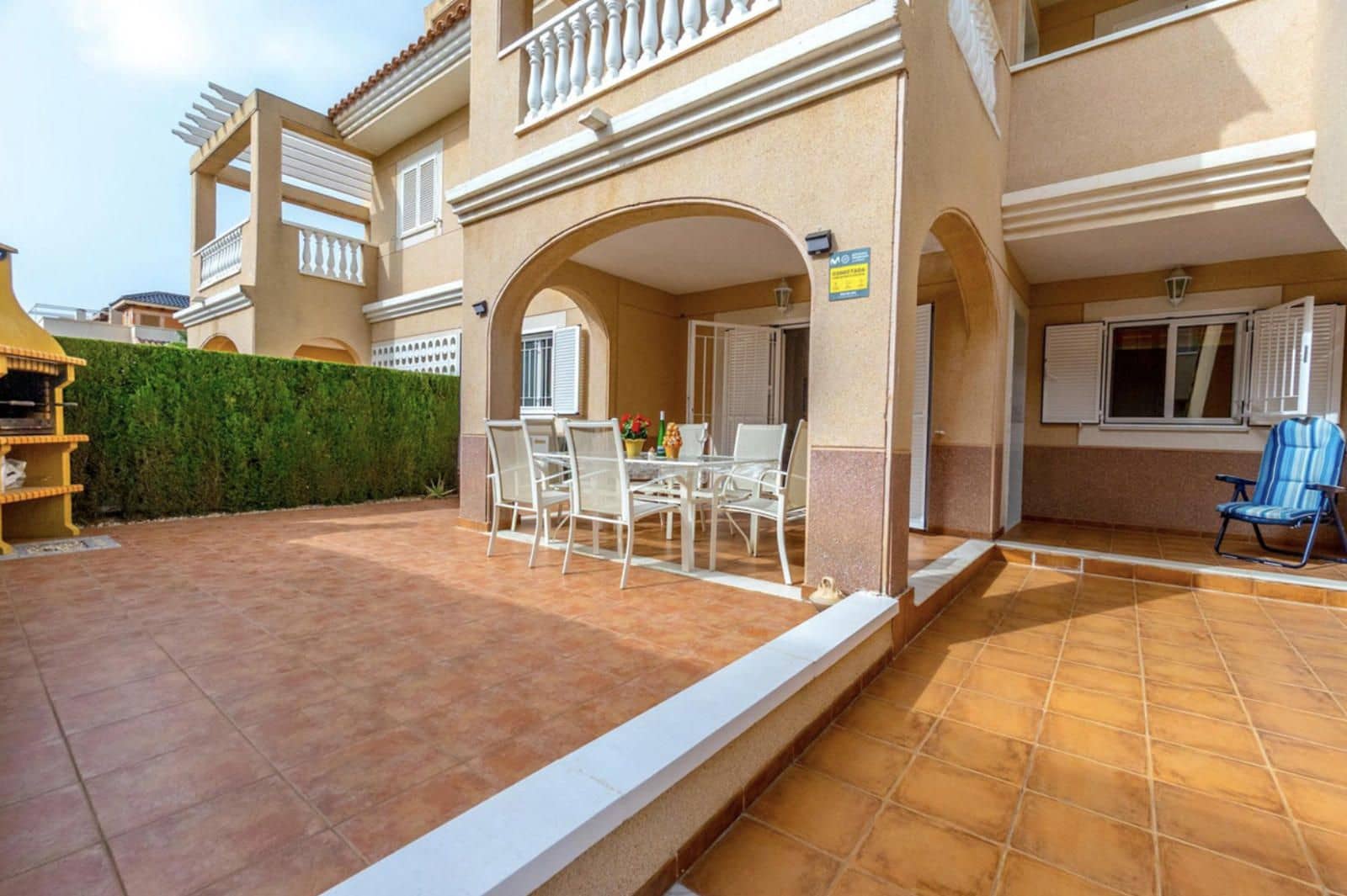 2 sovrum Villa till salu i Playa Flamenca med pool - 195 000 € (Ref: 9402705)