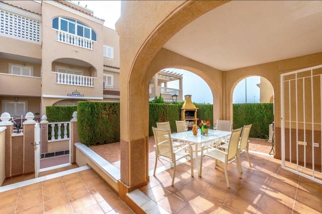 2 Zimmer Villa zu verkaufen in Playa Flamenca, Orihuela mit Pool - 195.000 € (Ref: 9402705)