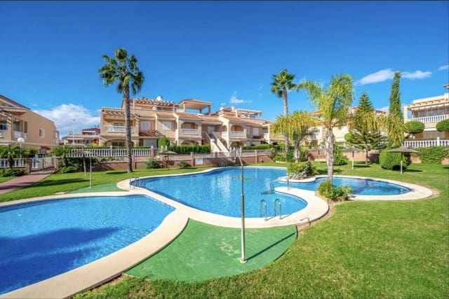 2 Zimmer Villa zu verkaufen in Playa Flamenca, Orihuela mit Pool - 195.000 € (Ref: 9402705)