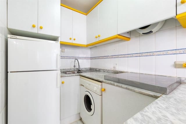 3 bedroom Townhouse for sale in Los Altos with pool - € 179,000 (Ref: 9409704)