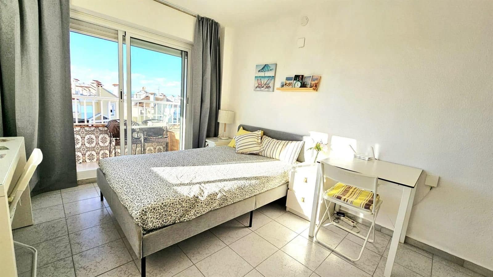 Flat for sale in Torrevieja with garage - € 86,260 (Ref: 9409710)