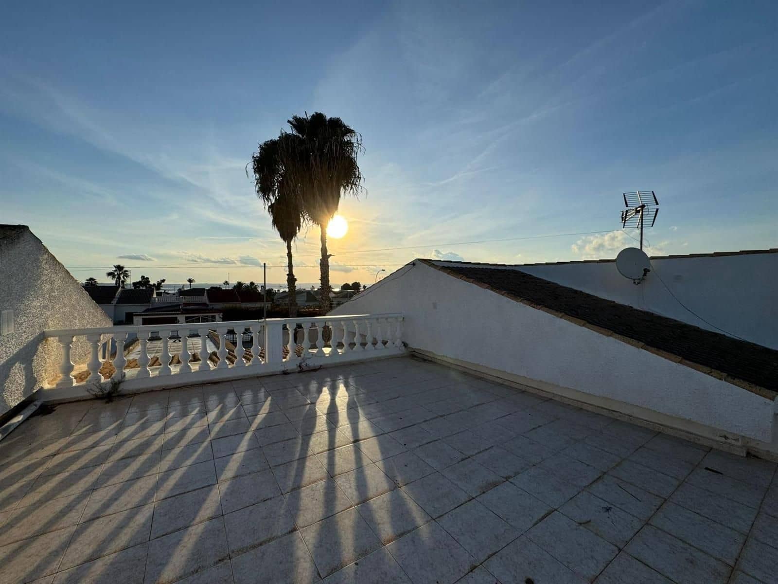 2 chambre Villa/Maison à vendre à San Luis avec garage - 289 000 € (Ref: 9409711)