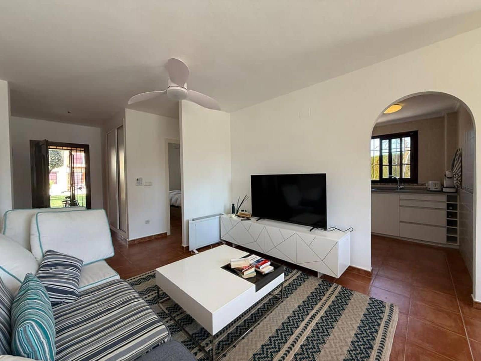 3 slaapkamer Villa te koop in Torrevieja met zwembad - € 179.900 (Ref: 9412884)