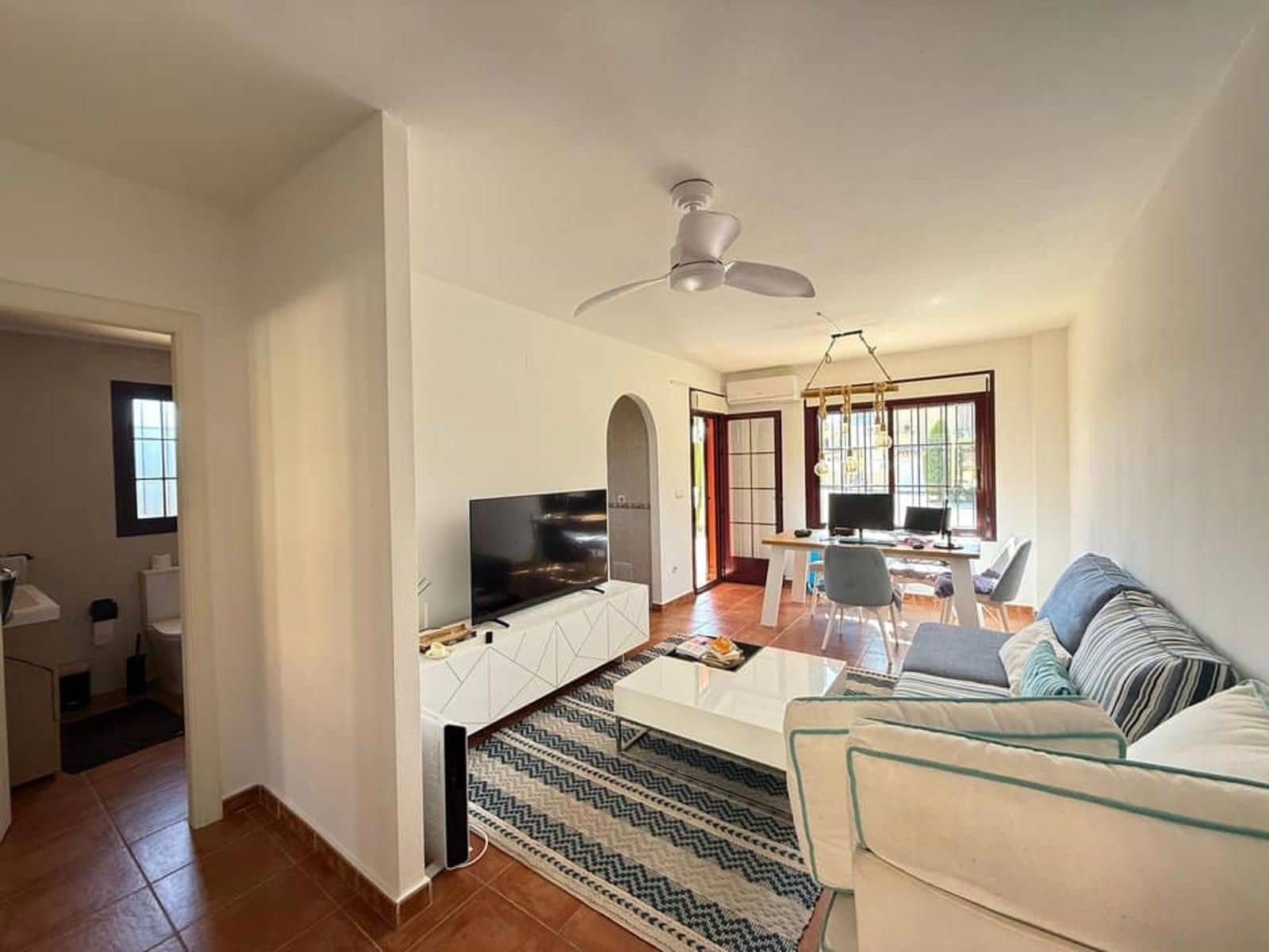 3 slaapkamer Villa te koop in Torrevieja met zwembad - € 179.900 (Ref: 9412884)