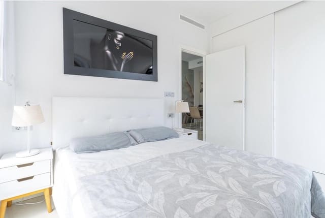 2 sovrum Lägenhet till salu i Centro, Torrevieja med pool garage - 219 500 € (Ref: 9413027)