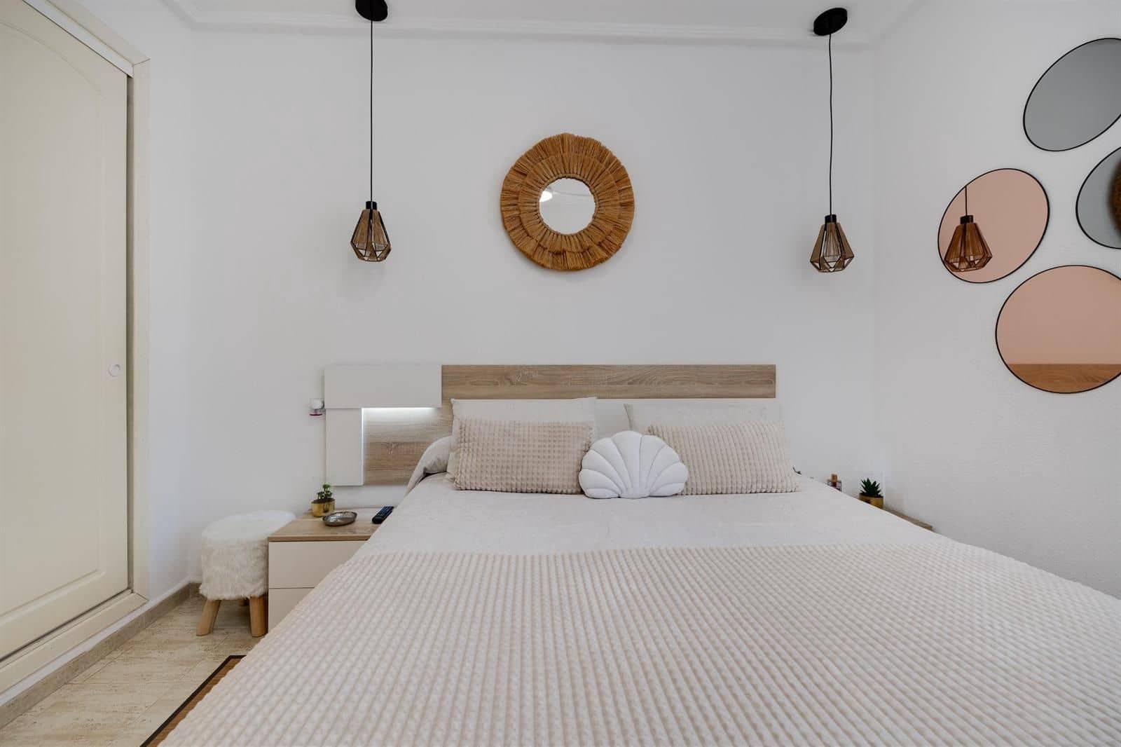 2 bedroom Villa for sale in Torrevieja with pool - € 183,900 (Ref: 9425851)