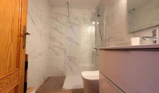 2 soverom Villa til salgs i Las Filipinas med svømmebasseng - € 154 000 (Ref: 9428934)