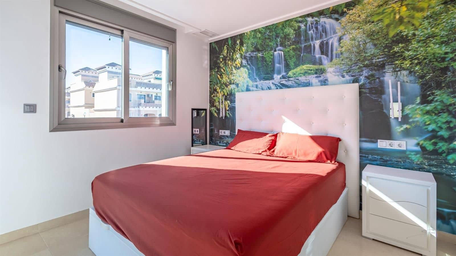 4 Zimmer Villa zu verkaufen in Orihuela Costa mit Pool Garage - 630.000 € (Ref: 9431708)