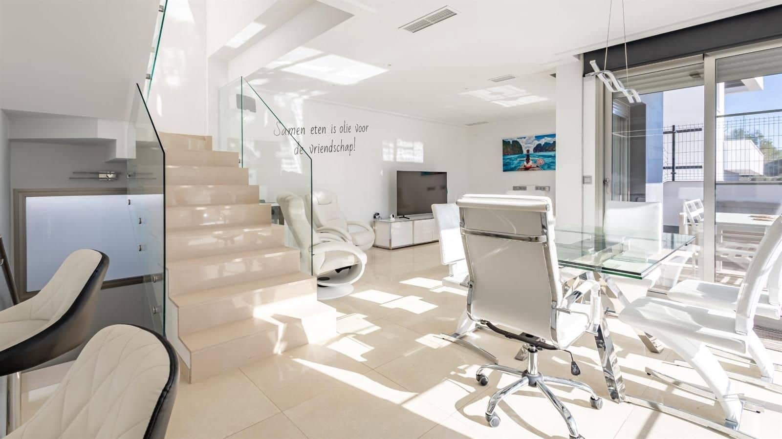 4 Zimmer Villa zu verkaufen in Orihuela Costa mit Pool Garage - 630.000 € (Ref: 9431708)